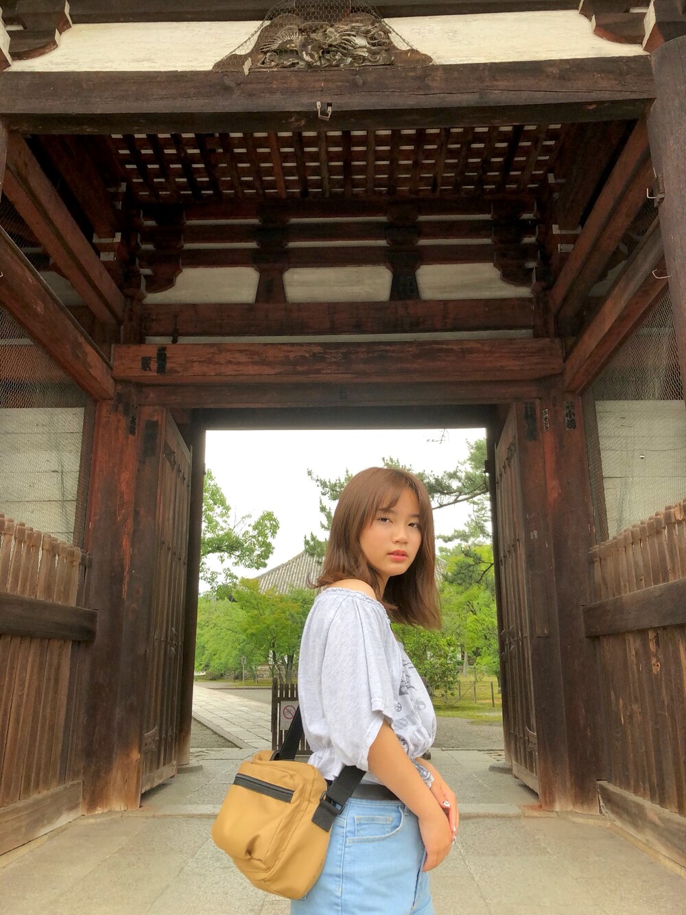 「TRIP、Japan、streetstyle、shoulderbag、summer」｜「WEGOのアイテム（シャツ/ブラウス、グレー系）」を使った、puppyloveMさん（キッズ・153cm）の夏コーディネートの1枚目の写真