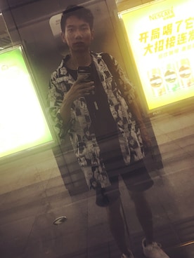 「A（エィス）のアイテム」を使った、谑浪さん（メンズ・170cm）の秋コーディネート