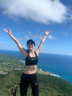 「アイテム（チューブトップ）」を使った、まおにゃんさん（レディース・163cm）の冬コーディネート