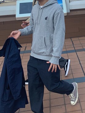 「アイテム（スラックス、ブルー系）」を使った、Takaさん（メンズ・173cm）の春コーディネート