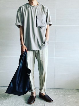 「ストライプパンツ」｜「アイテム（スリッポン）」を使った、hirotakaさん（メンズ・173cm）の春コーディネート
