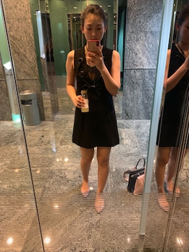 「GEOX（ジェオックス）のアイテム」を使った、Sharon Zhangさん（レディース・168cm）の夏コーディネート