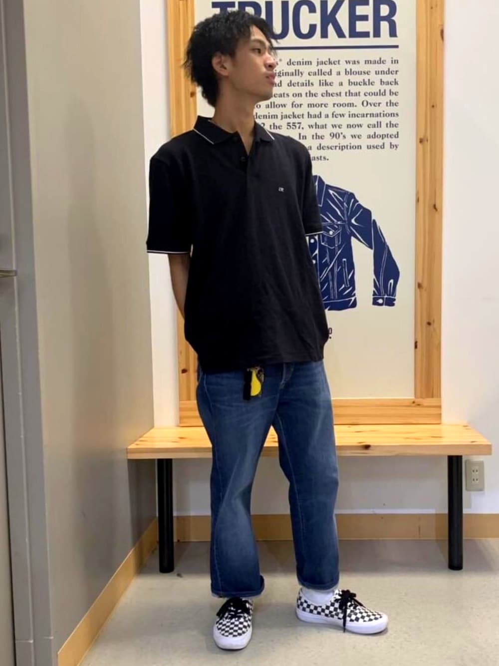 「スケータースタイル、デニムパンツ、おしゃれさんと繋がりたい、春コーデ、ootd、streetstyle、VANS、Levis」｜「Levi'sのアイテム（デニムパンツ、ブルー系）」を使った、Yorkieさん（メンズ・170cm）の春コーディネートの1枚目の写真
