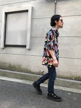 ウェリントン型サングラスを使ったメンズ人気ファッションコーディネート Wear