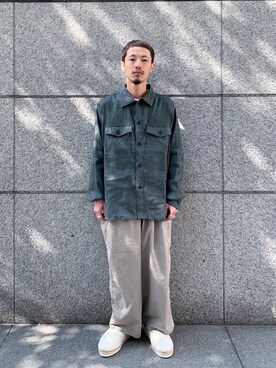 「suicoke（スイコック）のアイテム（スリッポン）」を使った、福島大さん（メンズ・156cm）の春コーディネート