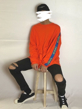 「袖プリント」｜「アイテム（キャップ）」を使った、Kazuyukiさん（メンズ・170cm）の秋コーディネート