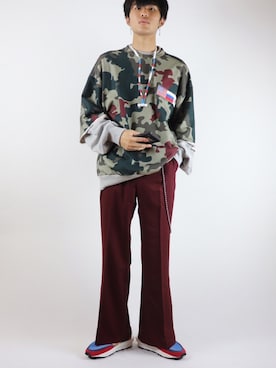「Gosha Rubchinskiy（ゴーシャラブチンスキー）のアイテム（スウェット）」を使った、Kazuyukiさん（メンズ・170cm）の秋コーディネート