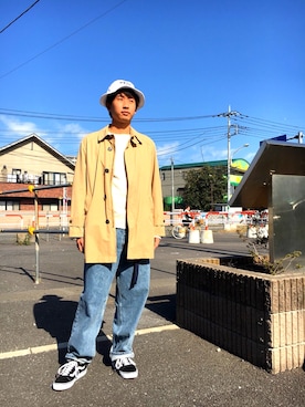 「リーバイス」｜「アイテム（ステンカラーコート）」を使った、jyunichiさん（メンズ・177cm）の秋コーディネート