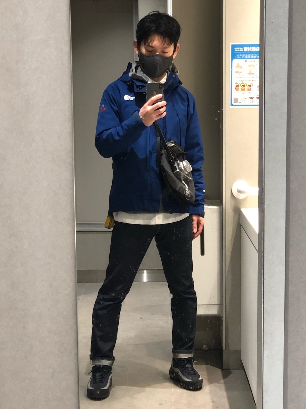 ザノースフェイスマウンテンレインパーカー【GORE-TEX】　〔美品〕 THE NORTH FACE（ザノースフェイス）の「ザ・ノース・フェイス