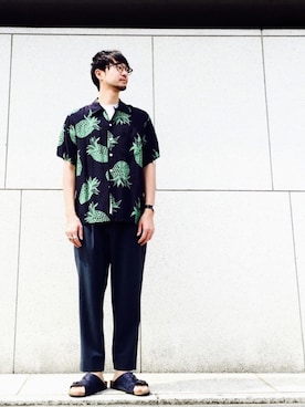 「KONABAY HAWAIIのアイテム（シャツ/ブラウス、ブルー系）」を使った、Shirou Takemotoさん（メンズ・171cm）の夏コーディネート