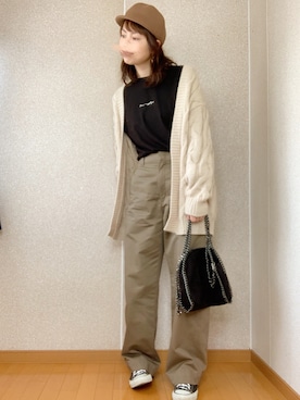 「アイテム（チノパンツ）」を使った、ももたさん（レディース・170cm）の秋コーディネート