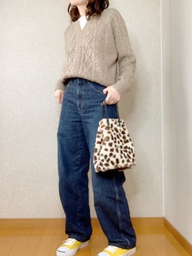 「フープイヤリング」｜ももたさん（レディース・170cm）の冬コーディネート