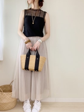 「LOWRYS FARM（ローリーズファーム）のウッドバングル　880326（バングル/リストバンド）」を使った、ももたさん（レディース・170cm）の夏コーディネート