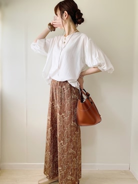 「LOWRYS FARM（ローリーズファーム）のウッドバングル　880326（バングル/リストバンド）」を使った、ももたさん（レディース・170cm）の夏コーディネート