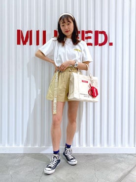 「ショートパンツ」｜「アイテム（キーホルダー）」を使った、のろまいさん（レディース・167cm）の春コーディネート