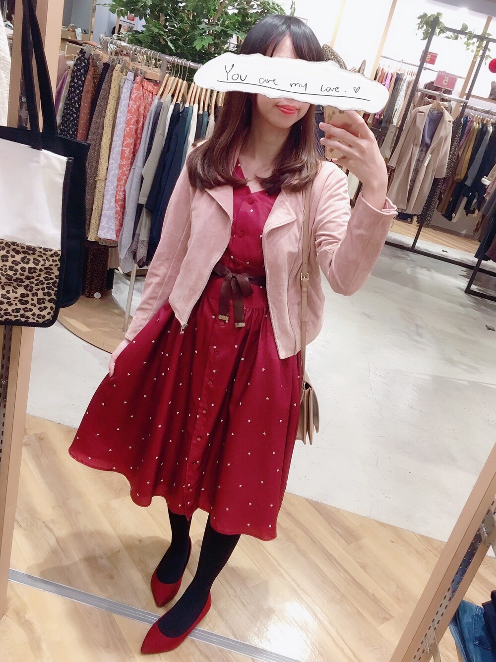 「dazzlinのアイテム（ブルゾン、ピンク系）」を使った、六さん（レディース・165cm）の冬コーディネートの1枚目の写真
