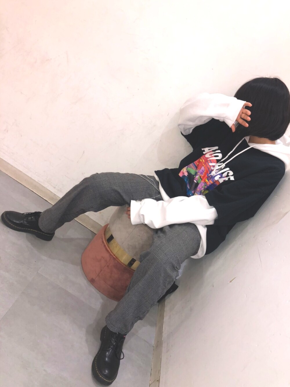 「低身長、メンズライク、メンズアイテム、ビッグシルエット、チェックパンツ」｜「近所のショッピングモールのアイテム（ブーツ、ブラック系）」を使った、もさん（レディース・153cm）の秋コーディネートの1枚目の写真