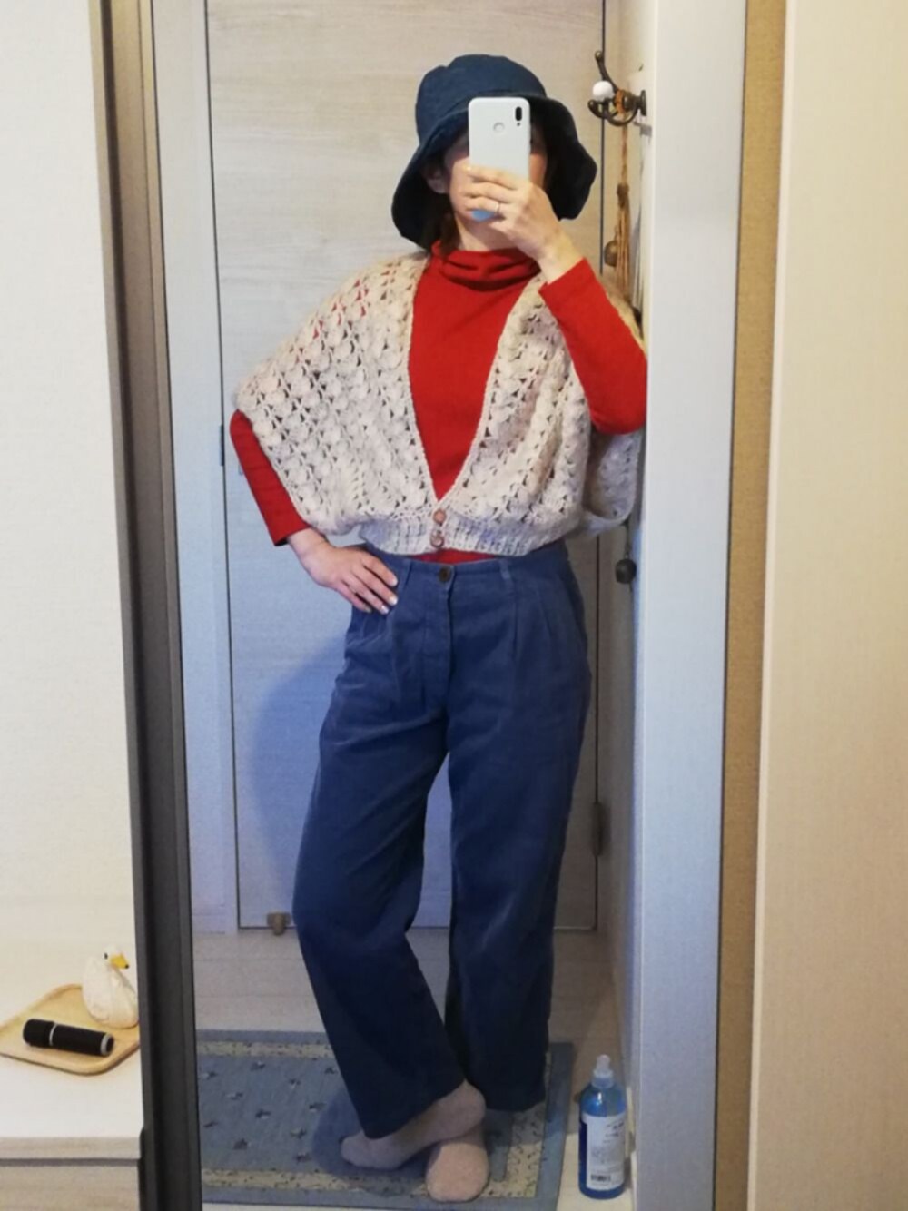 「古着、UNIQLO」｜「usedのアイテム（ベスト、ピンク系）」を使った、🌿rururu🫧さん（レディース・160cm）の冬コーディネートの1枚目の写真