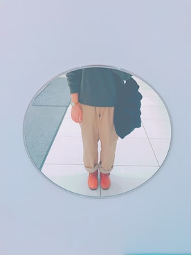 「カーキ×ベージュ」｜「アイテム（パンツ）」を使った、neneさん（レディース・160cm）の冬コーディネート