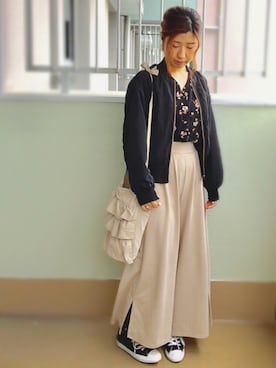 「Samansa Mos2 blue（サマンサモスモスブルー）のアイテム（MA-1）」を使った、neneさん（レディース・160cm）の春コーディネート