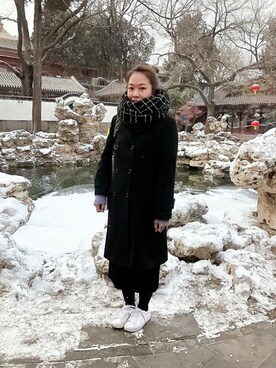 「ZARA（ザラ）のアイテム（Scarves、ブラック系）」を使った、大瑶NIUNIUさん（レディース）の冬コーディネート