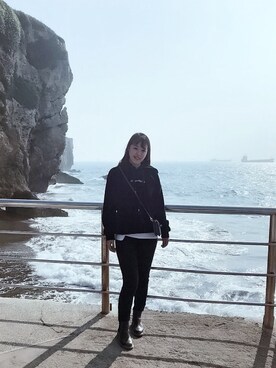 「salad（サラダ）のアイテム」を使った、大瑶NIUNIUさん（レディース・167cm）の冬コーディネート