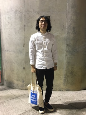 「initial（イニシャル）のアイテム（トップス）」を使った、Edwin Toさん（メンズ・165cm）の春コーディネート