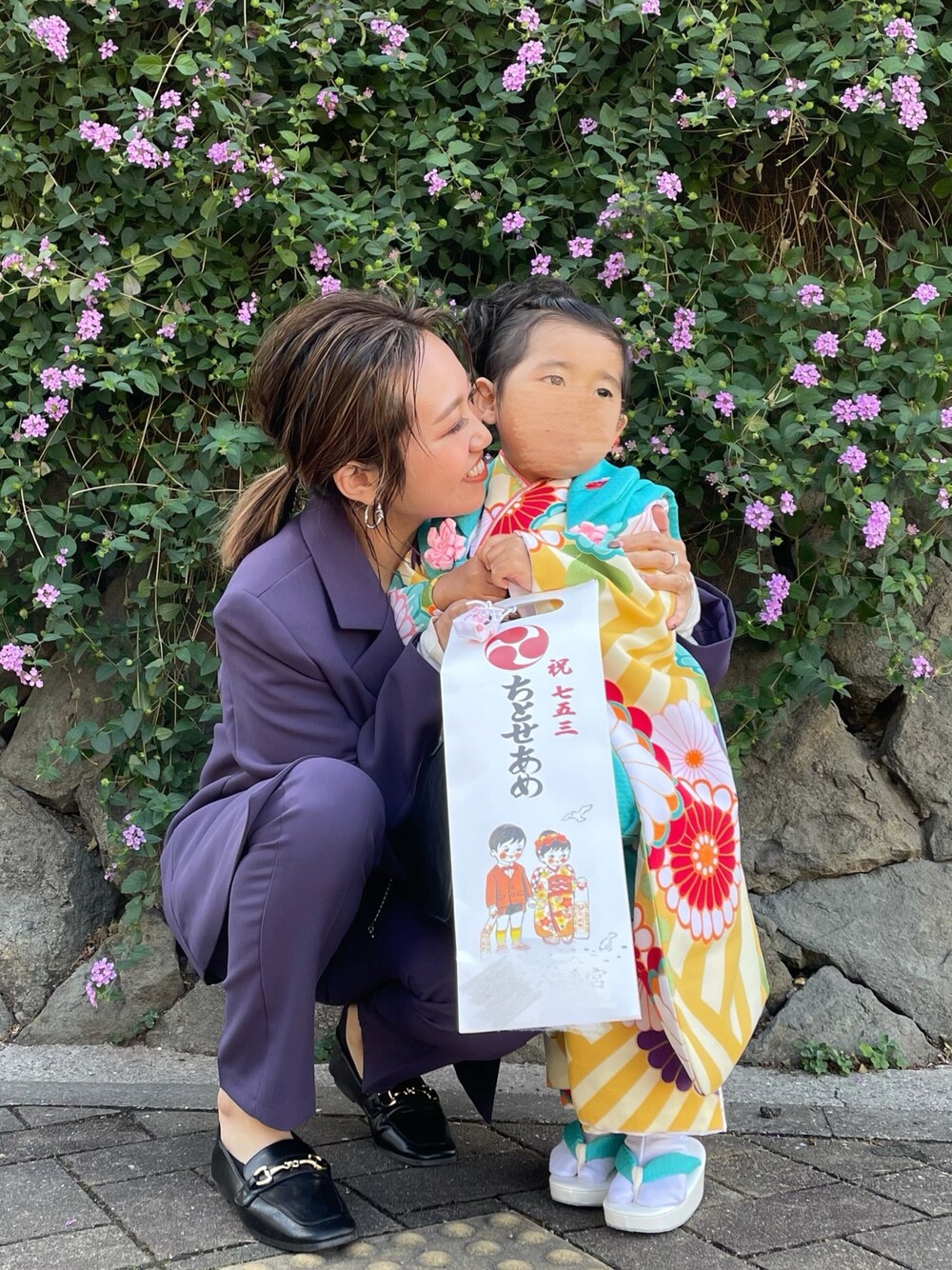 「七五三、3歳、着物、親子コーデ、ママコーデ、スーツスタイル、パンツスタイル、ジャケット、セットアップ、フォーマル」｜「DHOLICのワンボタンジャケット&スラックス（スーツセット、パープル系）」を使った、MIHOさん（レディース・152cm）の秋コーディネートの1枚目の写真