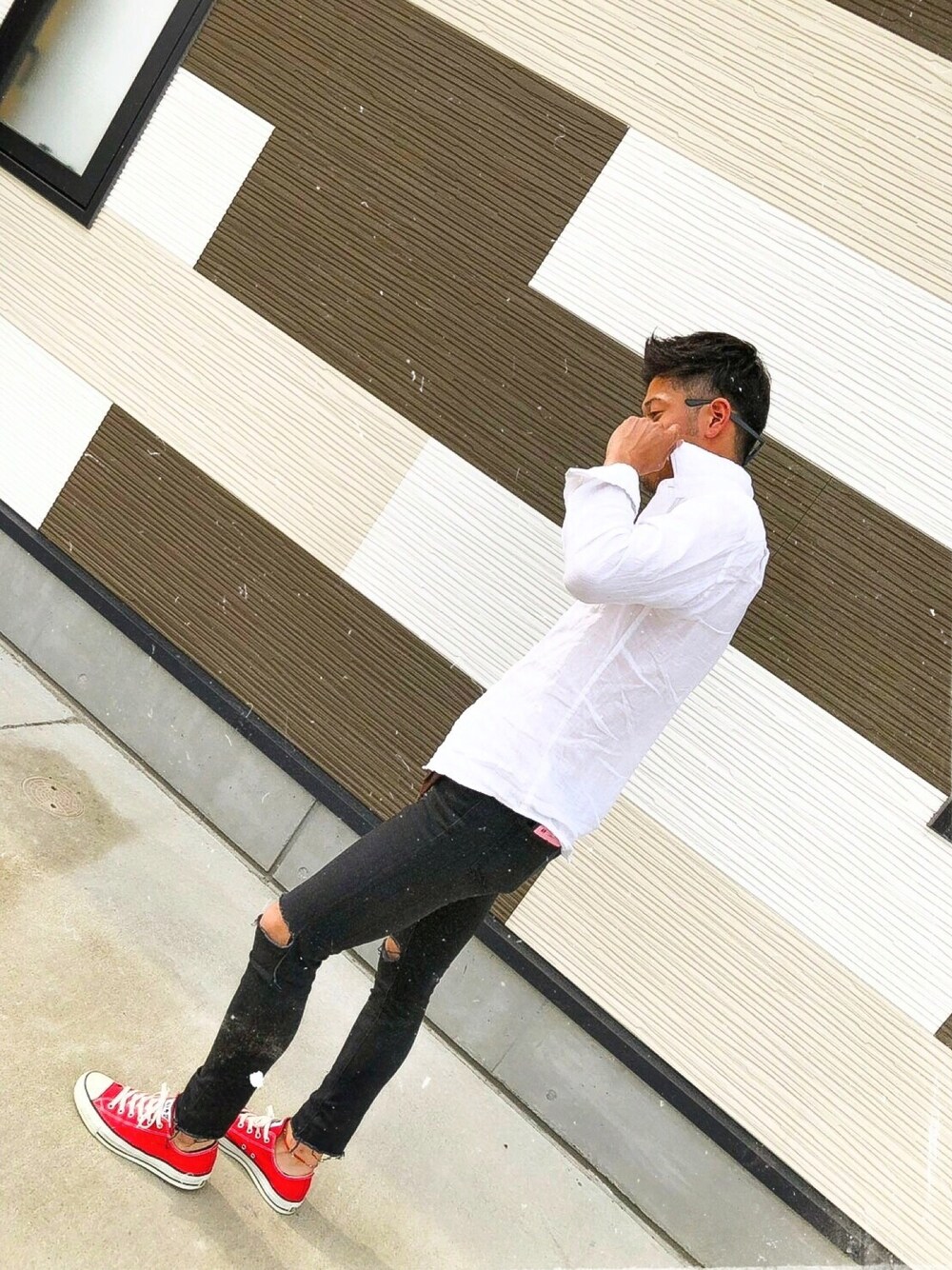 「UNIQLOのアイテム（シャツ/ブラウス、ホワイト系）」を使った、®さん（メンズ・173cm）の夏コーディネートの1枚目の写真