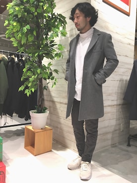 「HVC」｜「アイテム（チェスターコート）」を使った、GRAND GLOBAL松本店さん（メンズ・175cm）の冬コーディネート