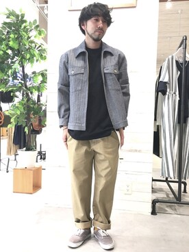 「HVC（エイチブイシー）のアイテム（パンツ）」を使った、GRAND GLOBAL松本店さん（メンズ・175cm）の春コーディネート