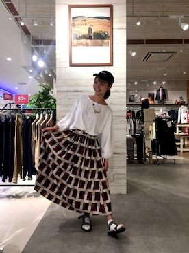 「アイテム（スカート）」を使った、GRAND GLOBAL松本店さん（メンズ・175cm）の秋コーディネート