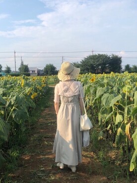 帽子を使った ひまわり畑 の人気ファッションコーディネート Wear