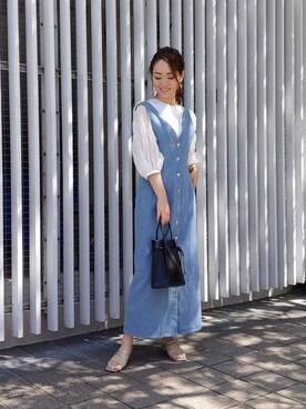 秋まで使える アップサイクルデニムワンピースを使った人気ファッションコーディネート Wear