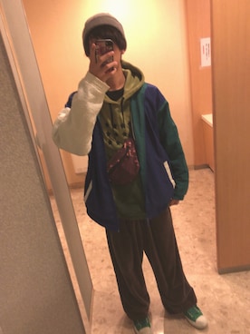 「スケボー」｜「アイテム（ナイロンジャケット）」を使った、まさん（メンズ・179cm）の冬コーディネート