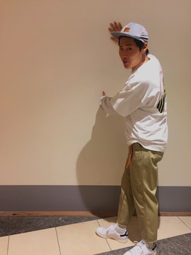 「サーフィン」｜「アイテム（スラックス）」を使った、n.yukiさん（メンズ・178cm）の夏コーディネート