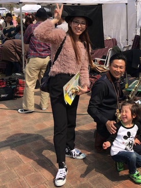 「UNIQLO（ユニクロ）のアイテム（スラックス、ブラック系）」を使った、kanako☆。.:＊・゜さん（レディース）の春コーディネート