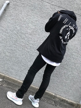 「blue」｜「アイテム（パーカー）」を使った、森脇大地さん（メンズ・180cm）の冬コーディネート