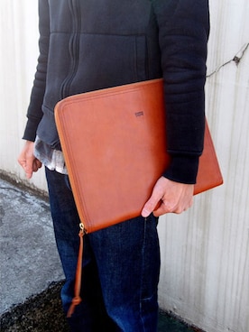 レザーアイテム専門店「REALETH（リアレス）」さんのコーディネート