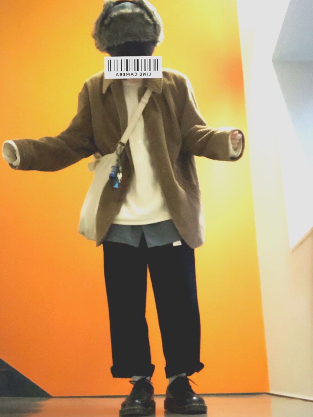 「冬コーデ、革靴、古着、古着MIX、used、used mix、Dr.Martens、コーデュロイ」｜「フライトキャップのアイテム（キャップ、ブルー系）」を使った、しょさん（メンズ・169cm）の冬コーディネートの1枚目の写真