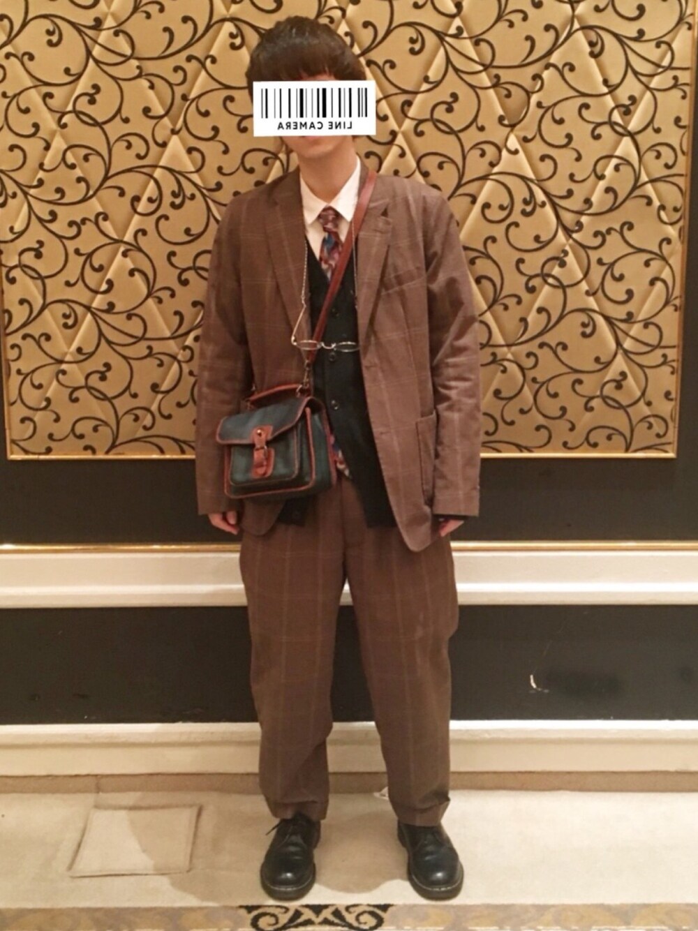 「春、古着、古着MIX、ビックシルエット、オーバーサイズ、セットアップ、Dr.Martens、coen、Polo Ralph Lauren」｜「coenの【セットアップ企画】グレンチェックテーラードジャケット※パンツ別売り（テーラードジャケット、ブラウン系）」を使った、しょさん（メンズ・169cm）の春コーディネートの1枚目の写真