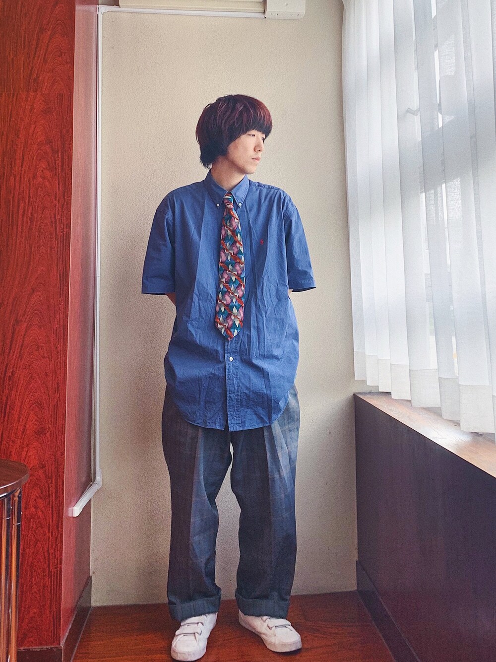 「オーバーサイズ、大人カジュアル、スニーカー、古着MIX、シャツ、スラックス、秋のコーデ、今日のコーデ、Polo Ralph Lauren、アディダス」｜「POLO RALPH LAURENのアイテム（シャツ/ブラウス、ブルー系）」を使った、しょさん（メンズ・170cm）の秋コーディネートの1枚目の写真