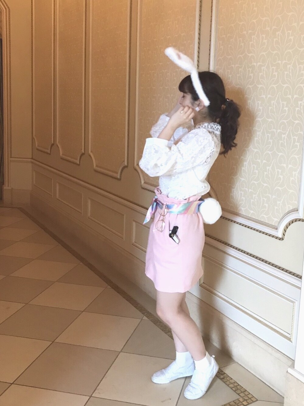 「ootd、春コーデ、イースター、ディズニー」｜「ＡＮＤＪの【2枚セット】花柄総レースボリューム袖トップス（その他トップス、ホワイト系）」を使った、ｒさん（レディース・150cm）の春コーディネートの1枚目の写真
