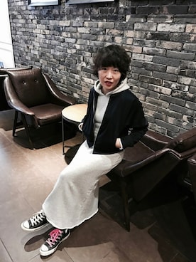 「ワンピース×スニーカー」｜「アイテム（ナイロンジャケット）」を使った、miyukisongさん（レディース・155cm）の冬コーディネート