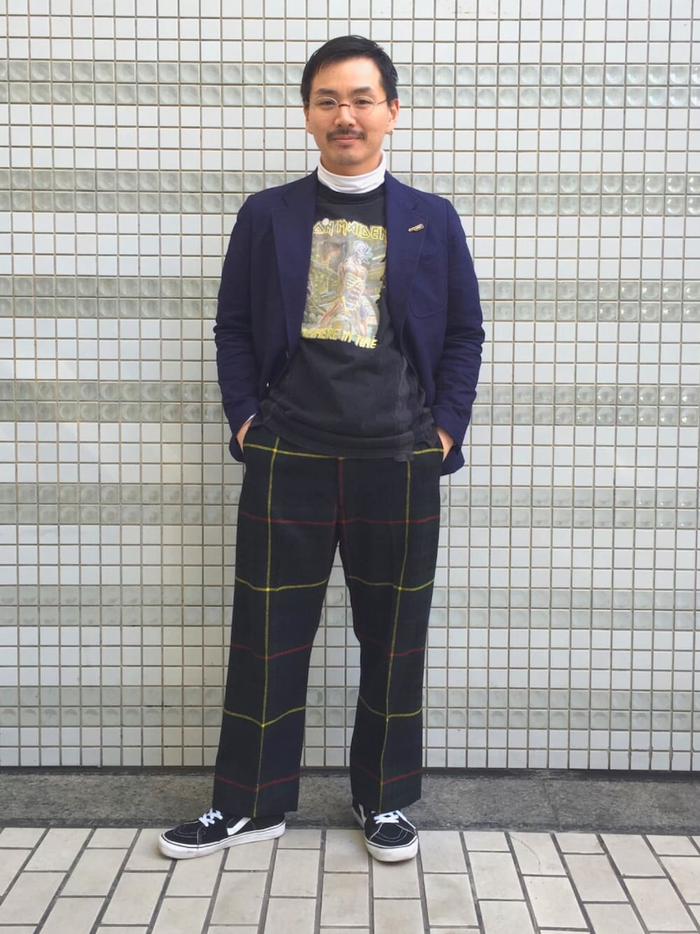 「ユナイテッドアローズ、ユナイテッドアローズ＆サンズ、united arrows、UNITED ARROWS & SONS、大宮」｜「VANSのアイテム（スニーカー、ブラック系）」を使った、Yu Sasugaさん（メンズ・165cm）の冬コーディネートの1枚目の写真