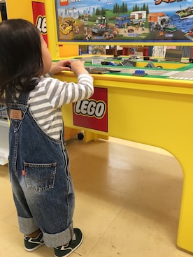 「Levi's（リーバイス）のアイテム（サロペット/オーバーオール）」を使った、jojoさん（キッズ・80cm）の春コーディネート
