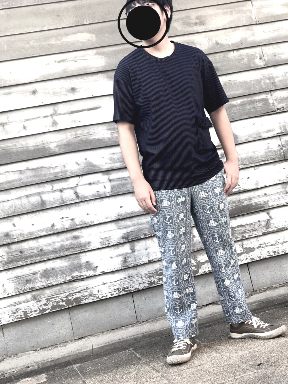 「休日スタイル、お洒落さんとつながりたい、licht bestreben、ブルックスブラザーズ、ラフスタイル、夏だ！Tシャツ着よう！」｜「licht bestrebenのアイテム（Tシャツ/カットソー、ブルー系）」を使った、yukiさん（メンズ・173cm）の夏コーディネートの1枚目の写真
