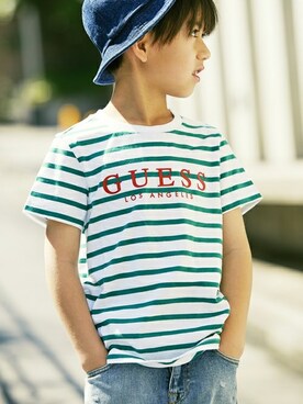 「Guess（ゲス）のアイテム」を使った、Rooptokyoさん（キッズ・120cm）の夏コーディネート