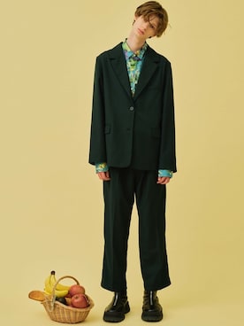 「ADANS（アダンス）のアイテム（スラックス）」を使った、Rooptokyoさん（メンズ・180cm）の春コーディネート