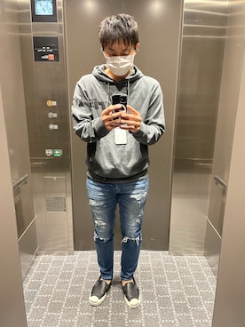 「F.C.Real Bristol（エフシーレアルブリストル）のアイテム（パーカー）」を使った、fumiさん（メンズ・170cm）の春コーディネート